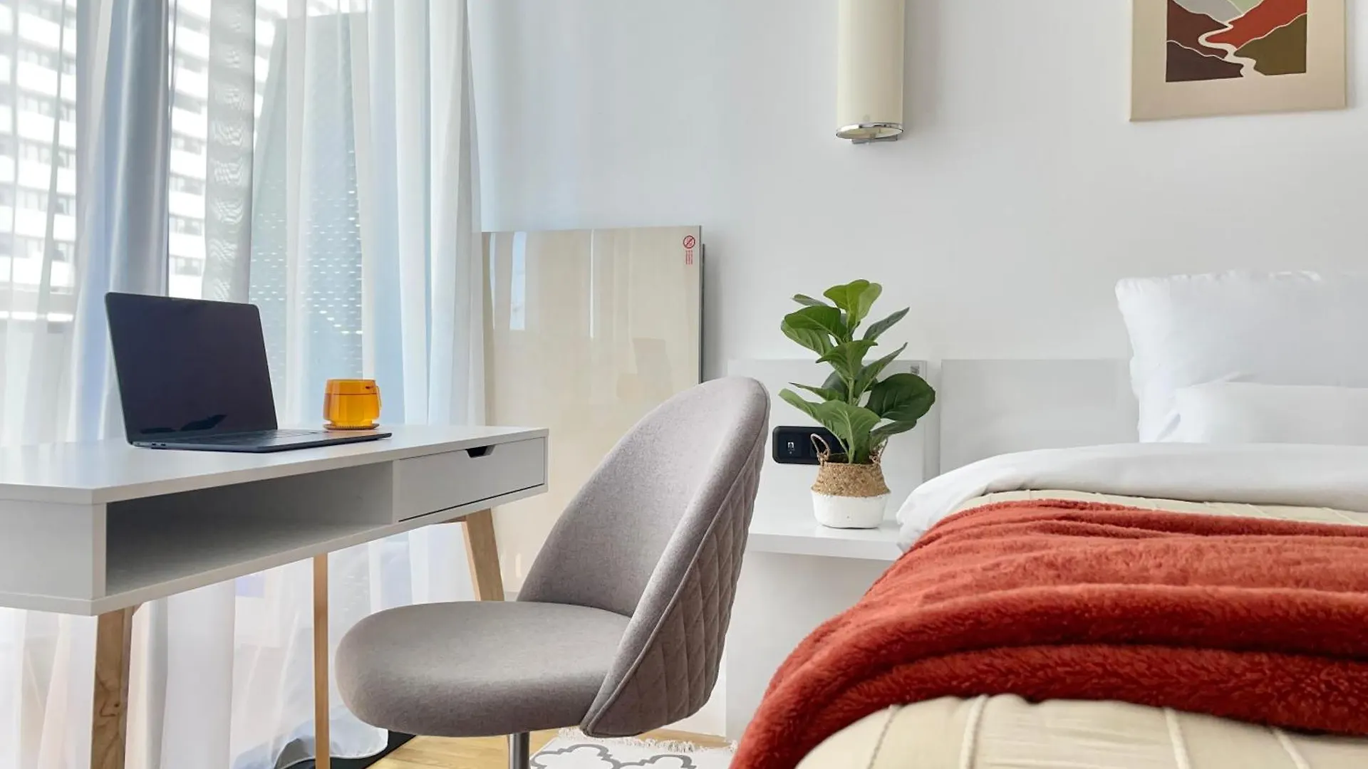 Sky Apartments Batum 0*,